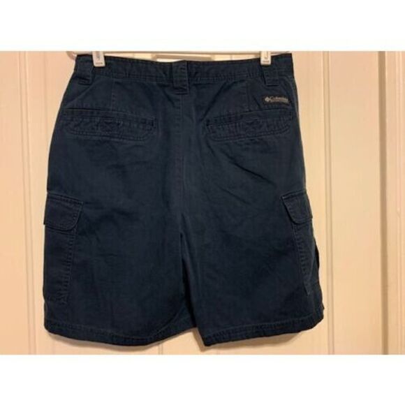 COLUMBIA SIZE 32 MENS BLUE HIKING SHORTS - Picture 1 of 3